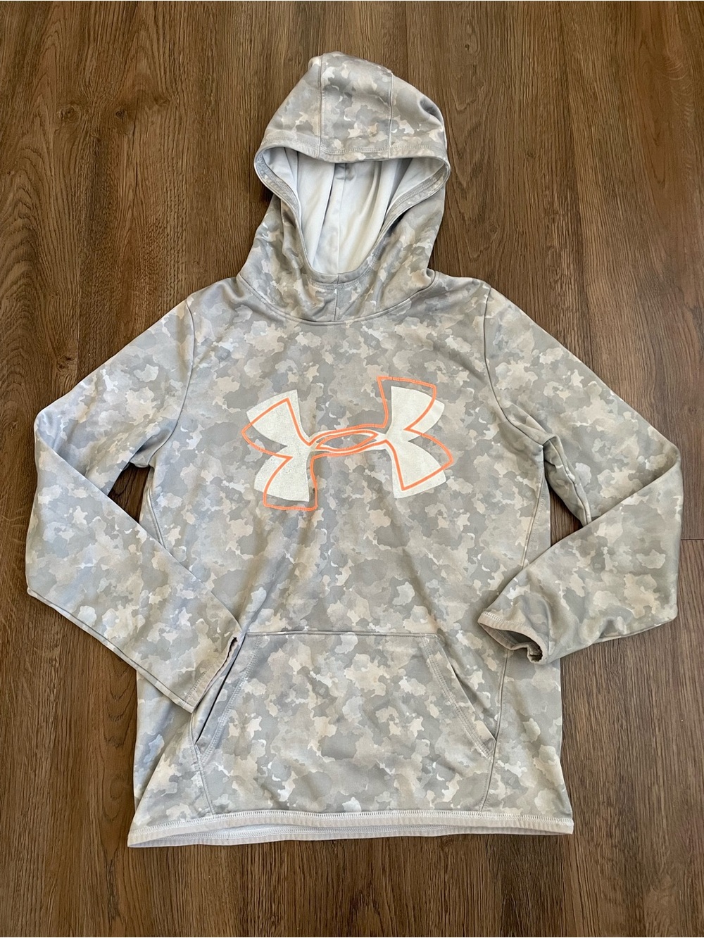 Under Armour Kids Light Gray Camo Hoodie with Orange Logo Size Youth Large